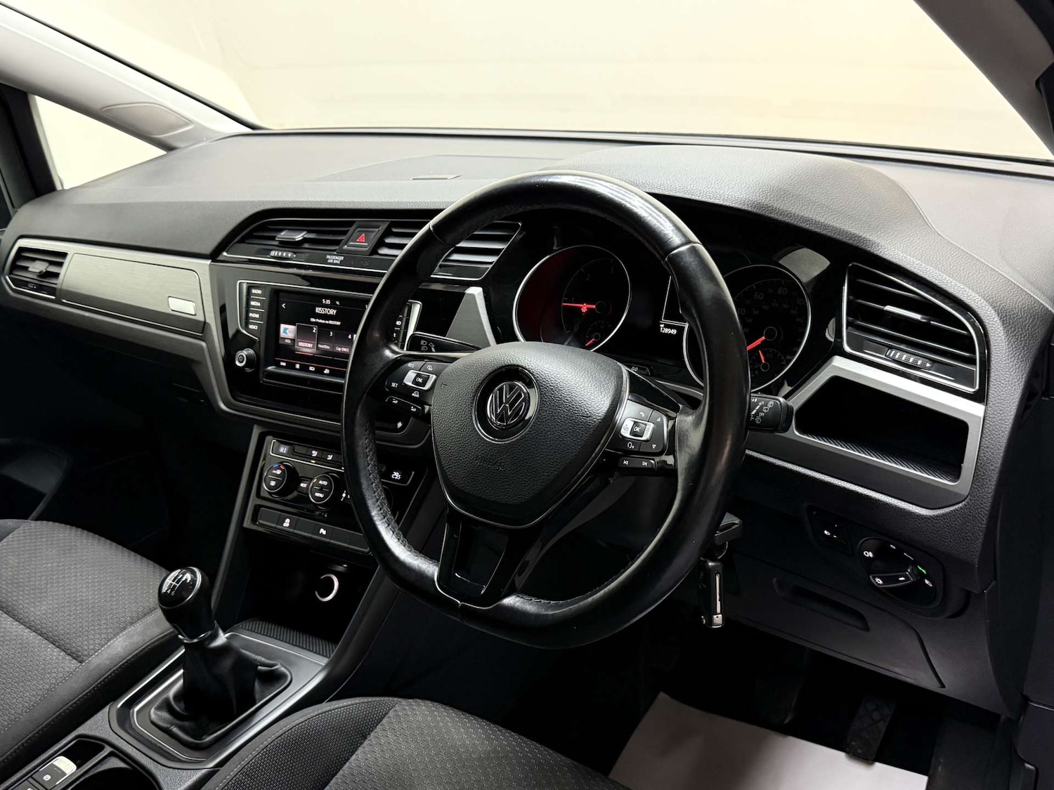 Used Volkswagen Touran 2016 for sale - 76706756: Photo 15