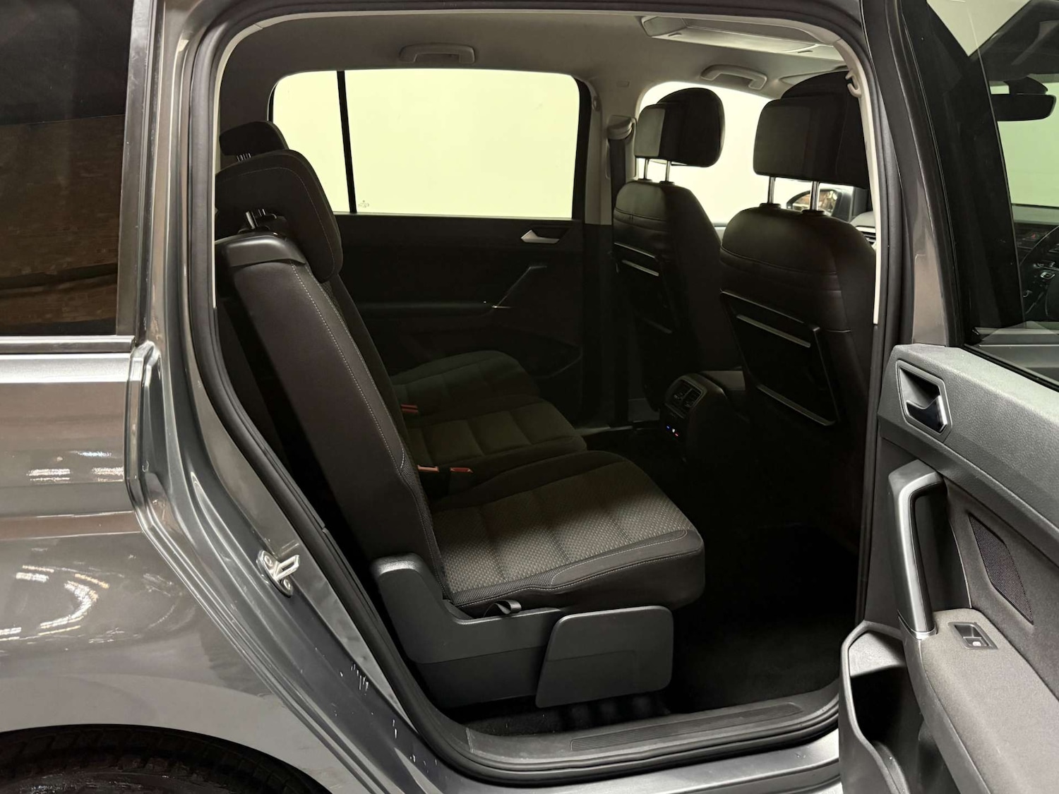 Used Volkswagen Touran 2016 for sale - 76706756: Photo 26