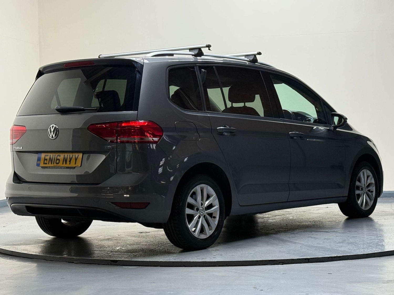 Used Volkswagen Touran 2016 for sale - 76706756: Photo 41