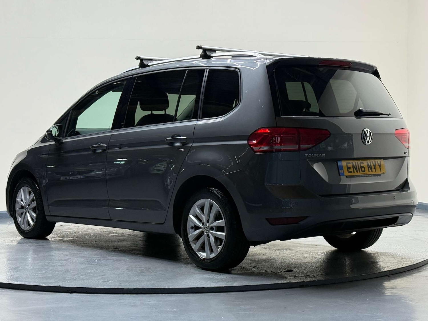 Used Volkswagen Touran 2016 for sale - 76706756: Photo 42