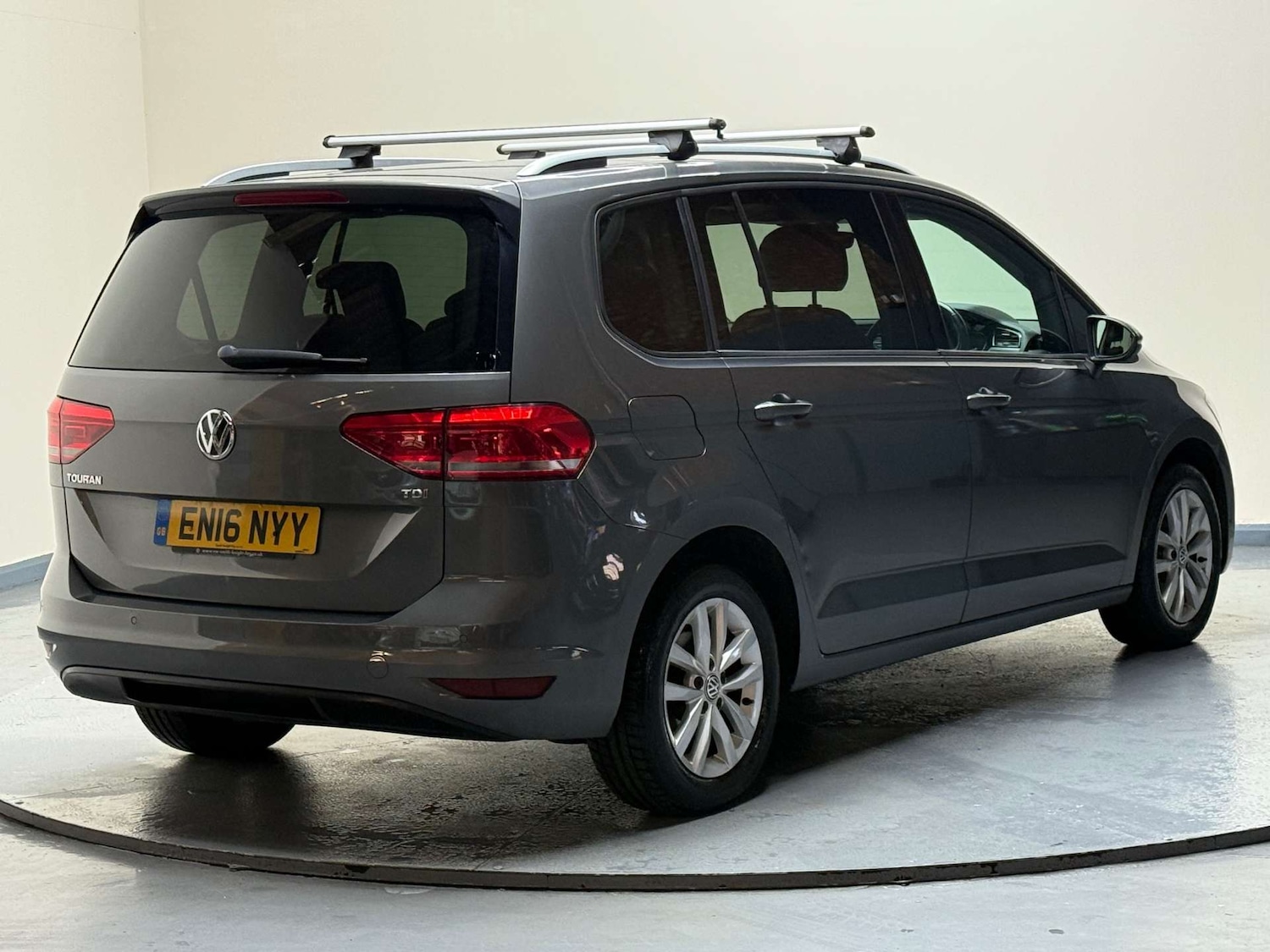 Used Volkswagen Touran 2016 for sale - 76706756: Photo 47