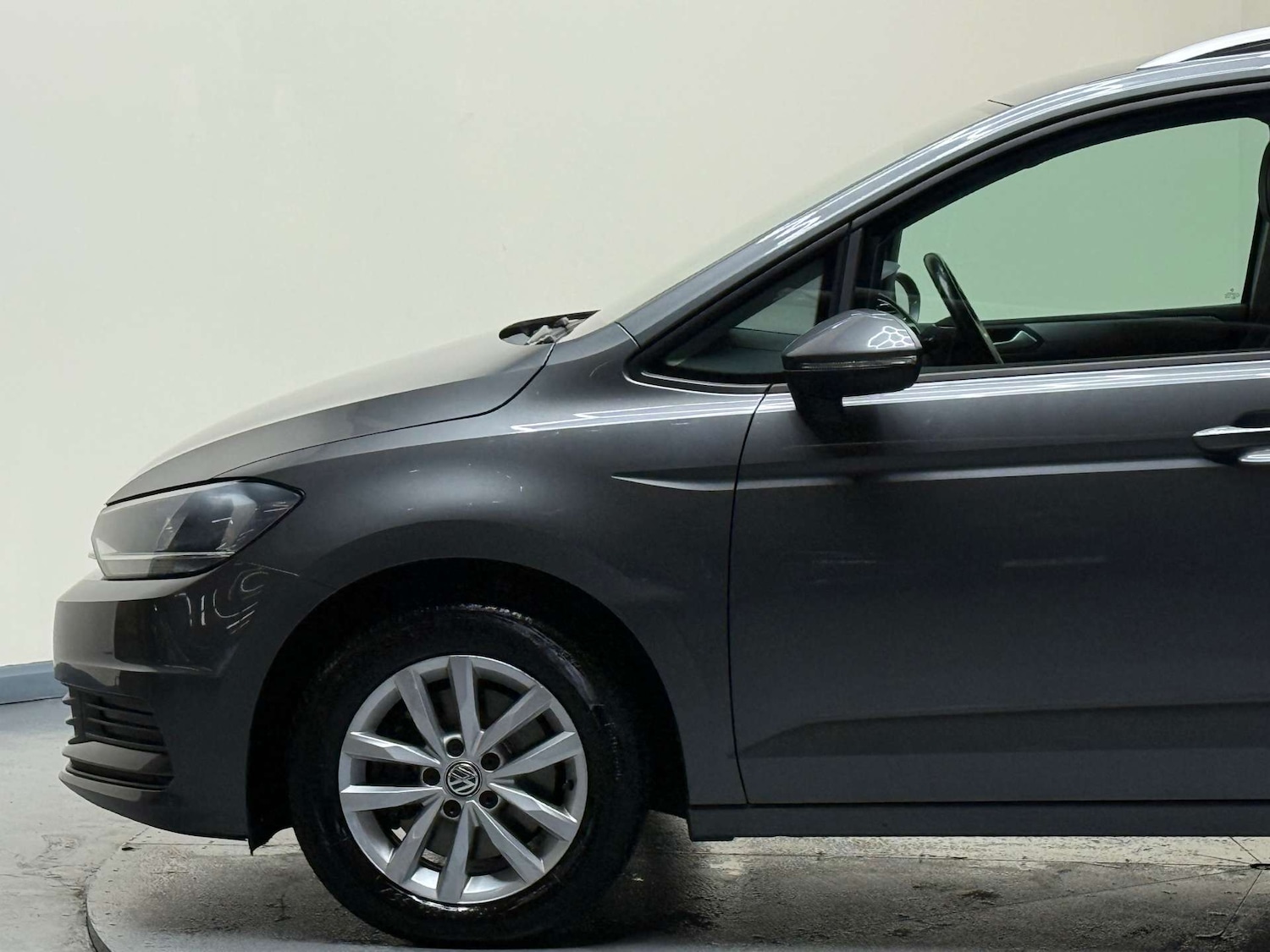 Used Volkswagen Touran 2016 for sale - 76706756: Photo 50