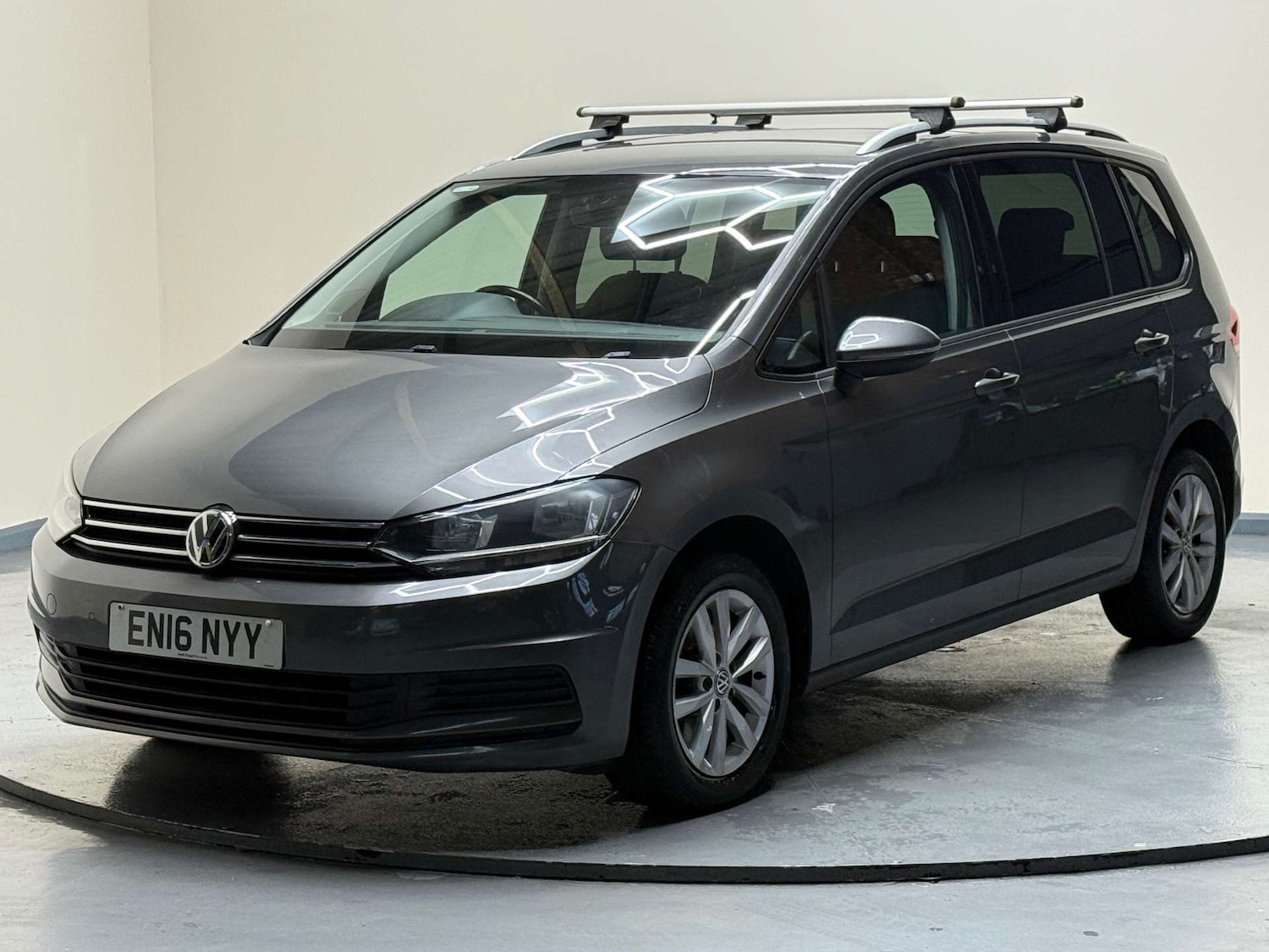 Used Volkswagen Touran 2016 for sale - 76706756: Photo 52