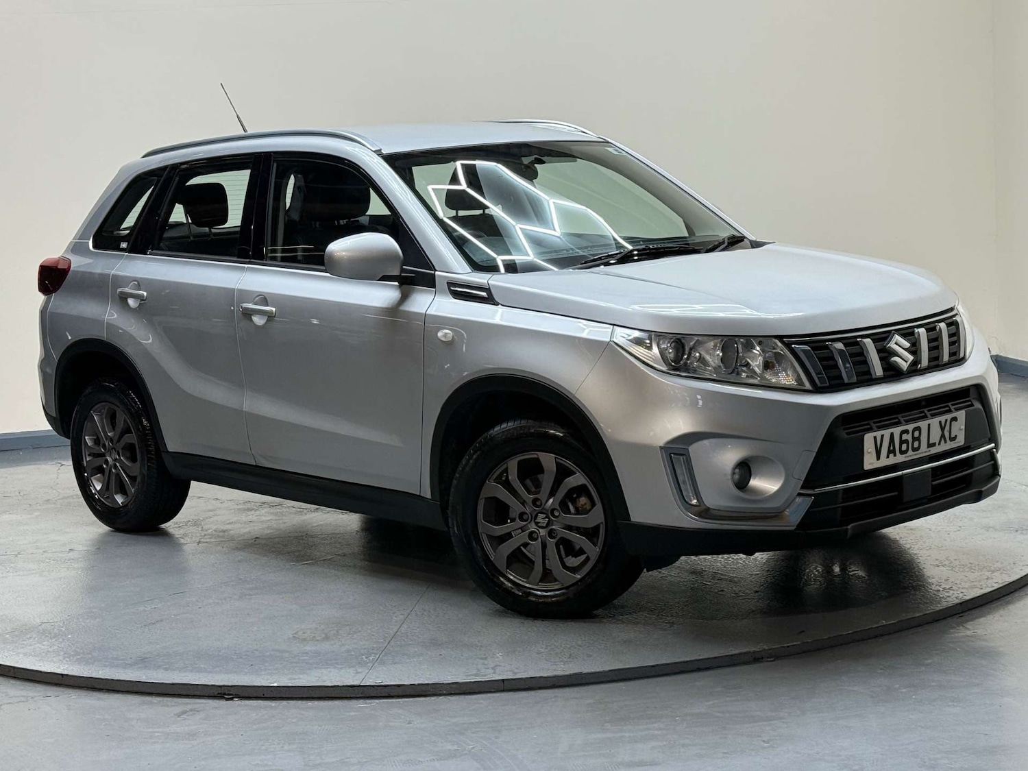 Used Suzuki Vitara 2019 for sale - 77224772: Photo 1