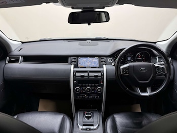 Used Land Rover Discovery Sport 2018 for sale - 79418054: Photo