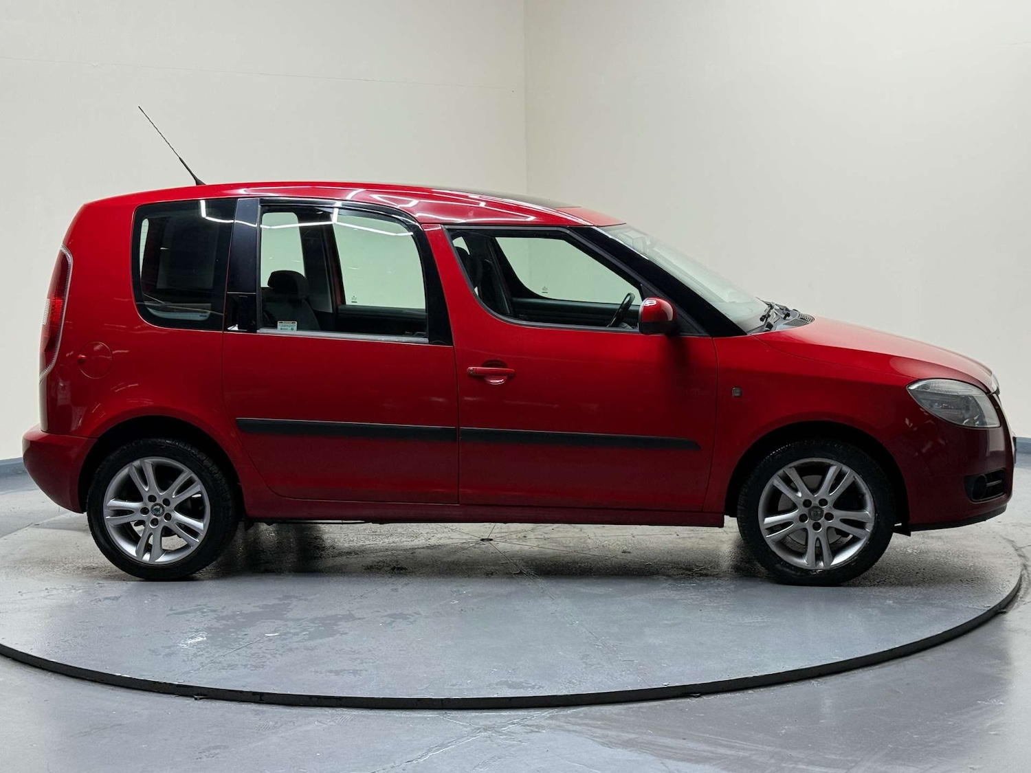 Used Skoda Roomster 2008 for sale - 76625843: Photo 13