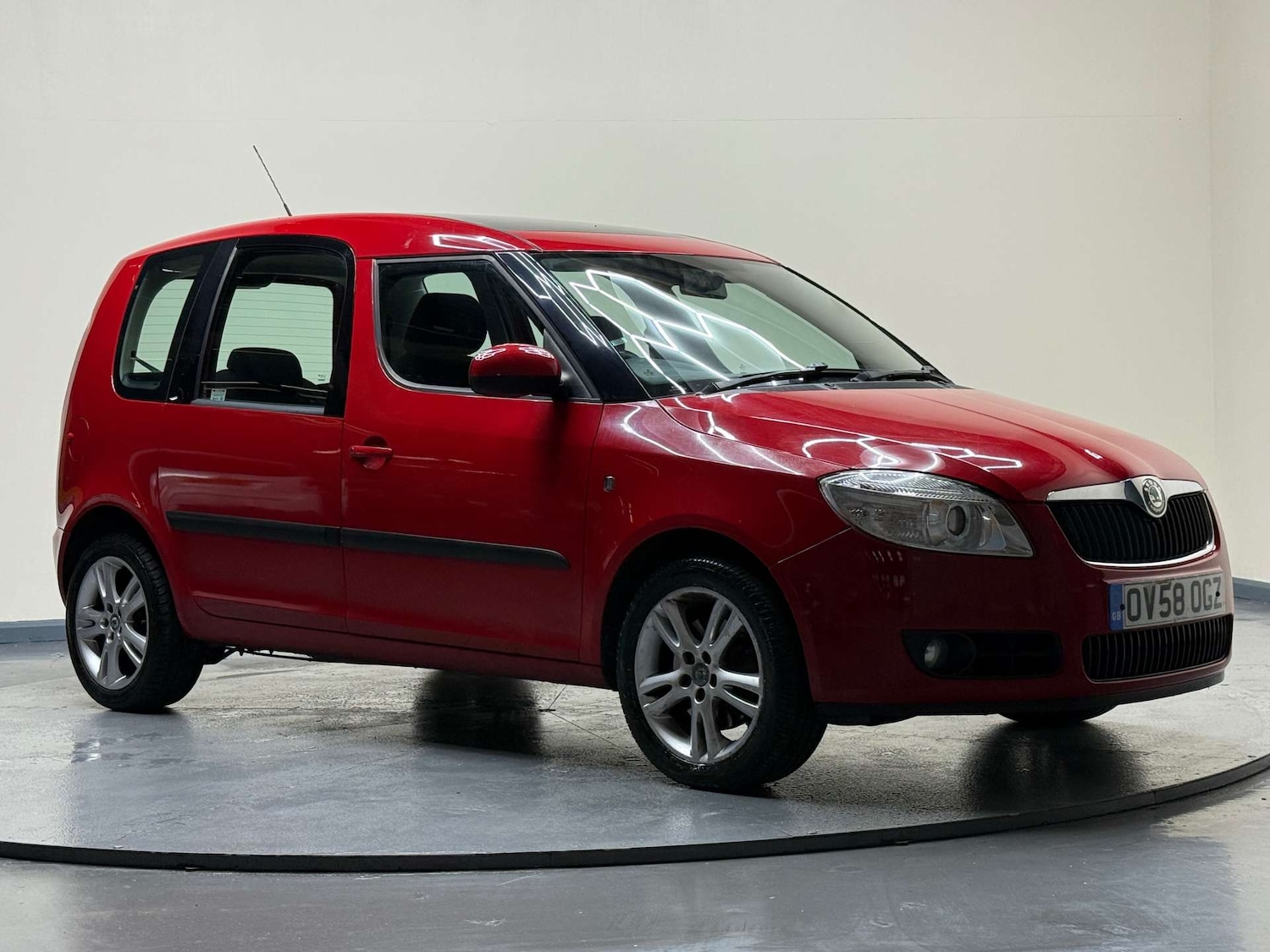 Used Skoda Roomster 2008 for sale - 76625843: Photo 36