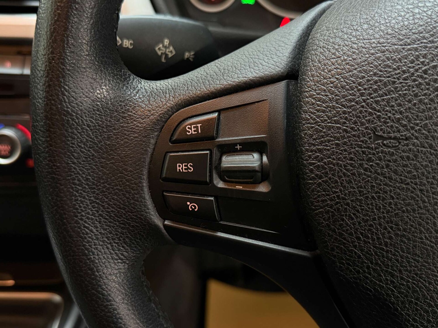 Used BMW 3 Series 2012 for sale - 78031047: Photo 17