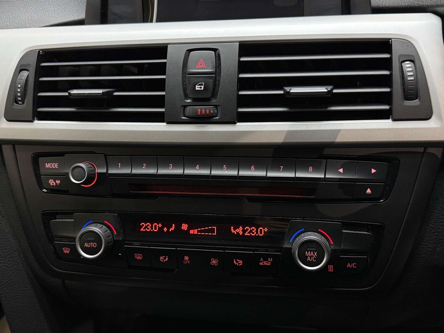 Used BMW 3 Series 2012 for sale - 78031047: Photo 23