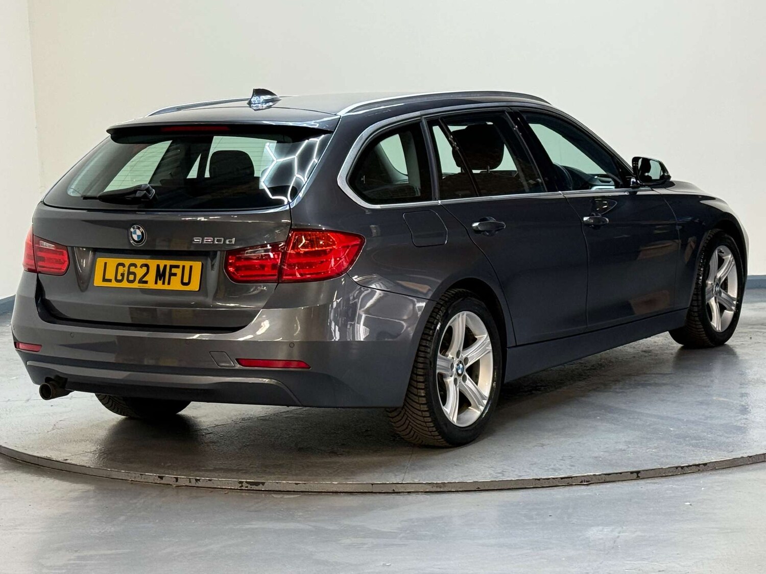 Used BMW 3 Series 2012 for sale - 78031047: Photo 28