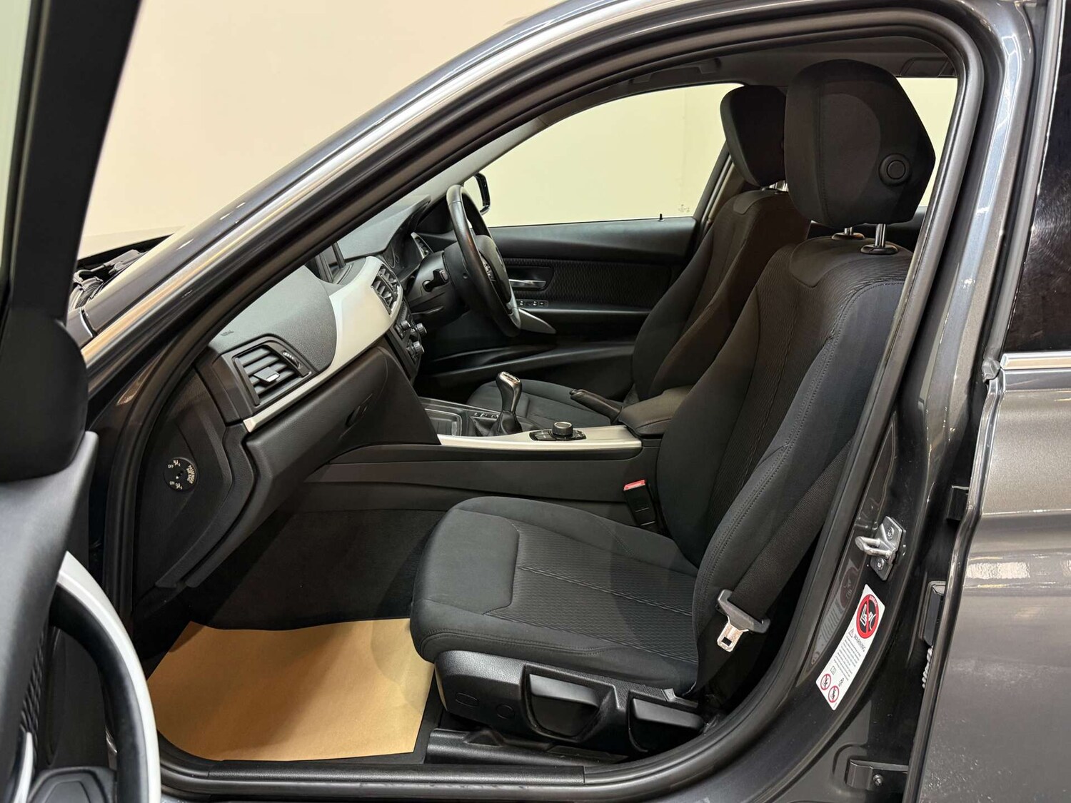 Used BMW 3 Series 2012 for sale - 78031047: Photo 31