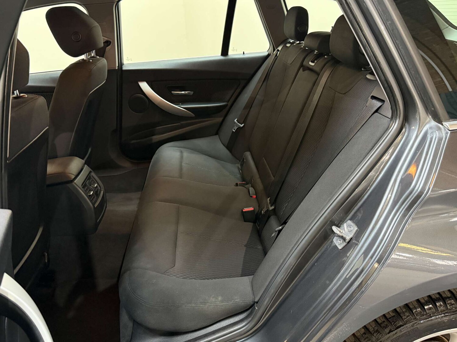 Used BMW 3 Series 2012 for sale - 78031047: Photo 35