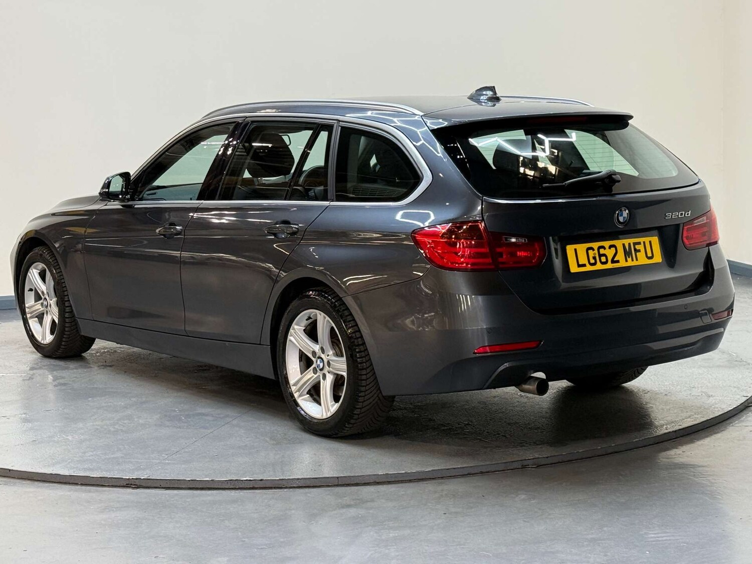 Used BMW 3 Series 2012 for sale - 78031047: Photo 41