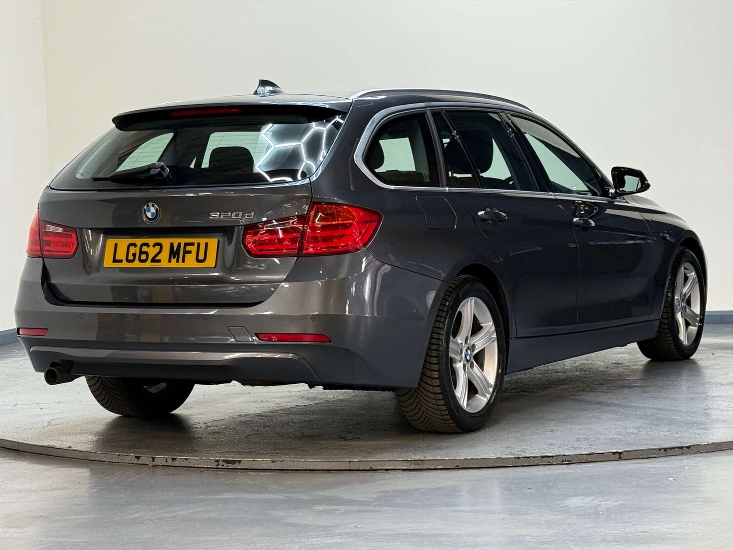 Used BMW 3 Series 2012 for sale - 78031047: Photo 46