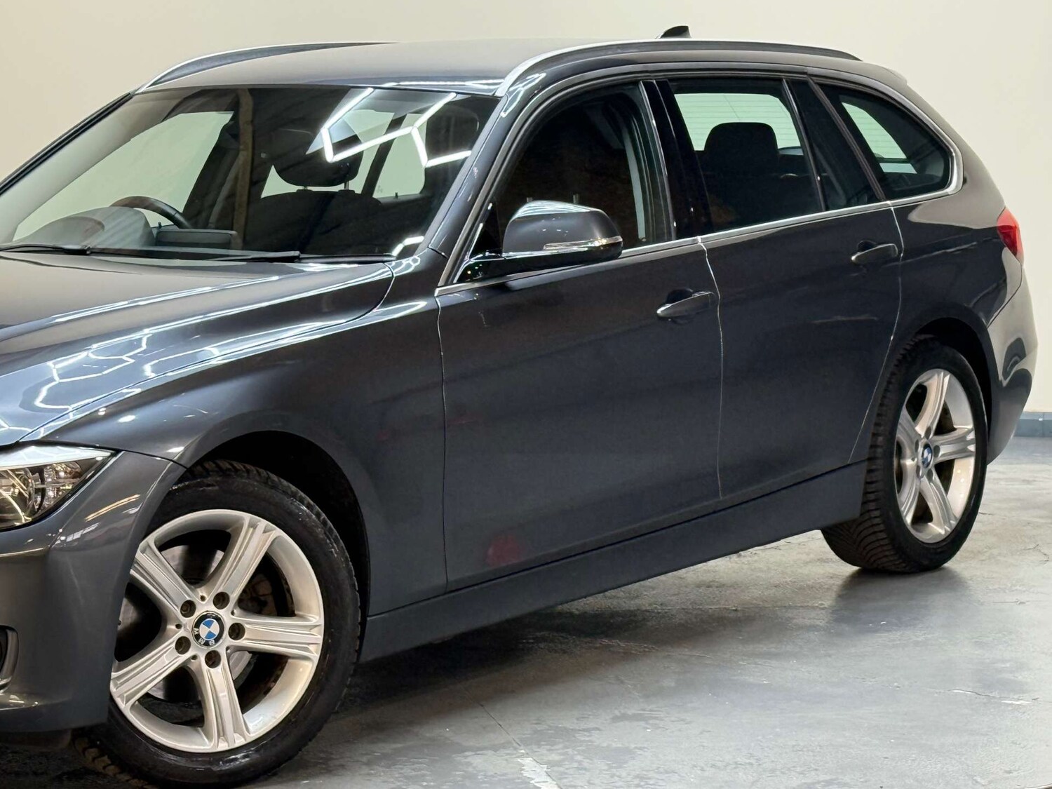 Used BMW 3 Series 2012 for sale - 78031047: Photo 56