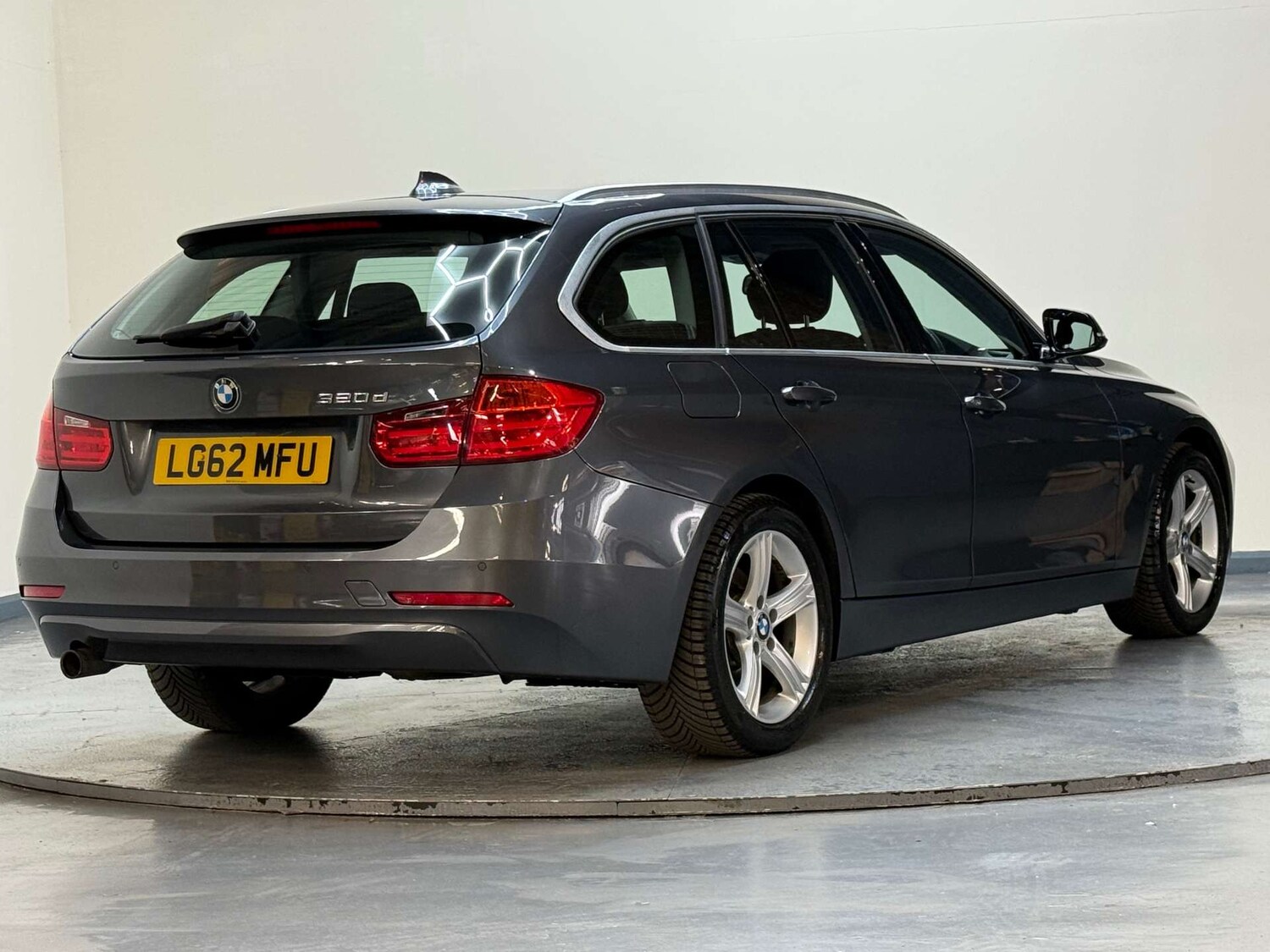 Used BMW 3 Series 2012 for sale - 78031047: Photo 60