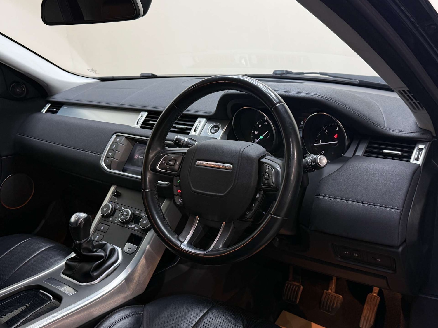 Used Land Rover Range Rover Evoque 2018 for sale - 77998595: Photo 15