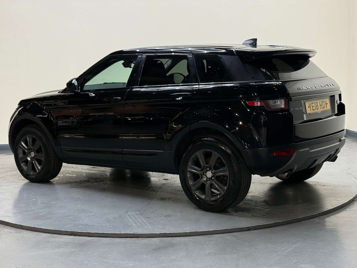 Used Land Rover Range Rover Evoque 2018 for sale - 77998595: Photo 46