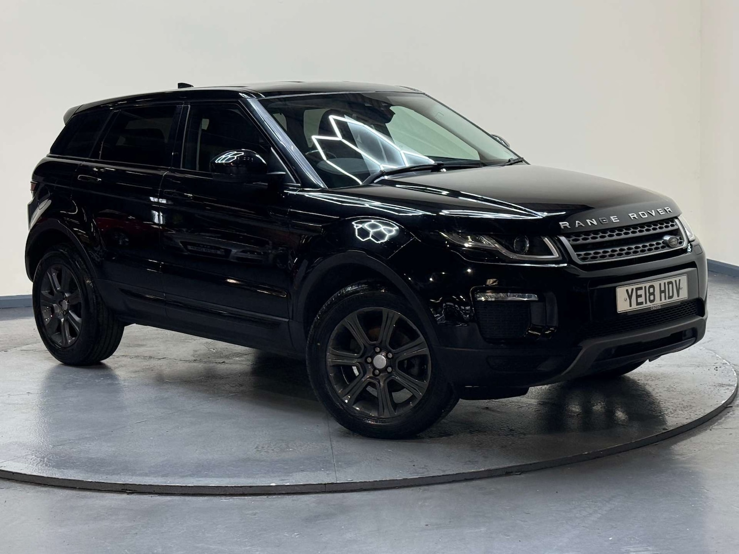 Used Land Rover Range Rover Evoque 2018 for sale - 77998595: Photo 51