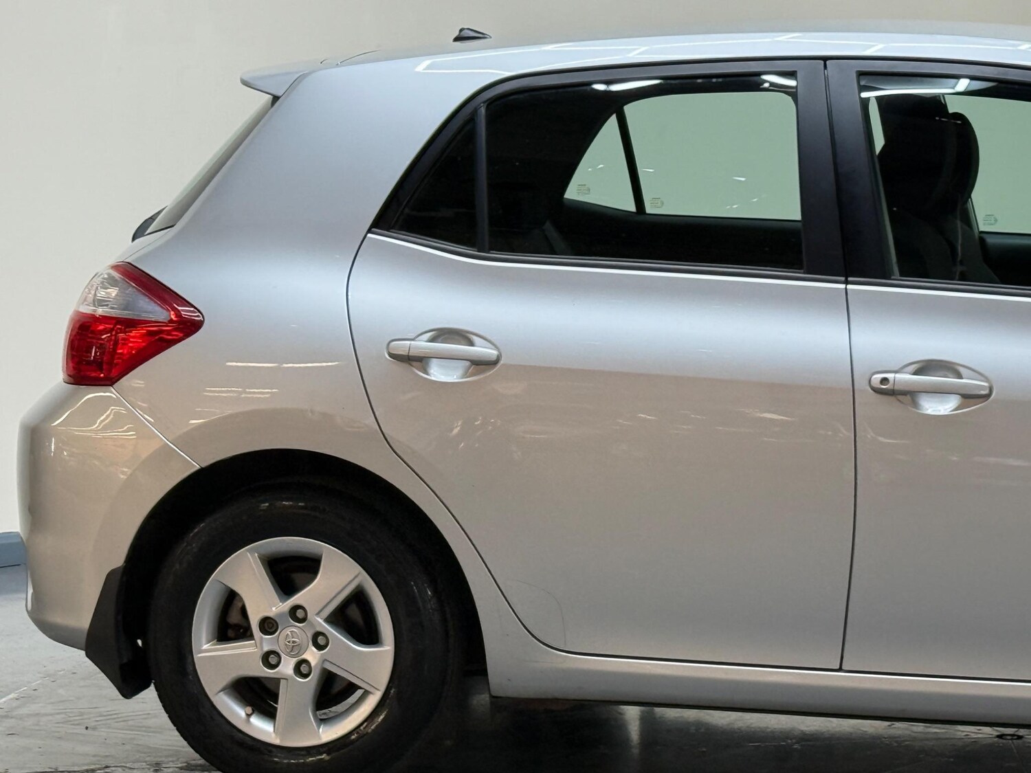 Vehicle 19