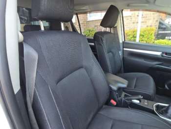 Used Toyota Hilux 2016 for sale - 75014219: Photo