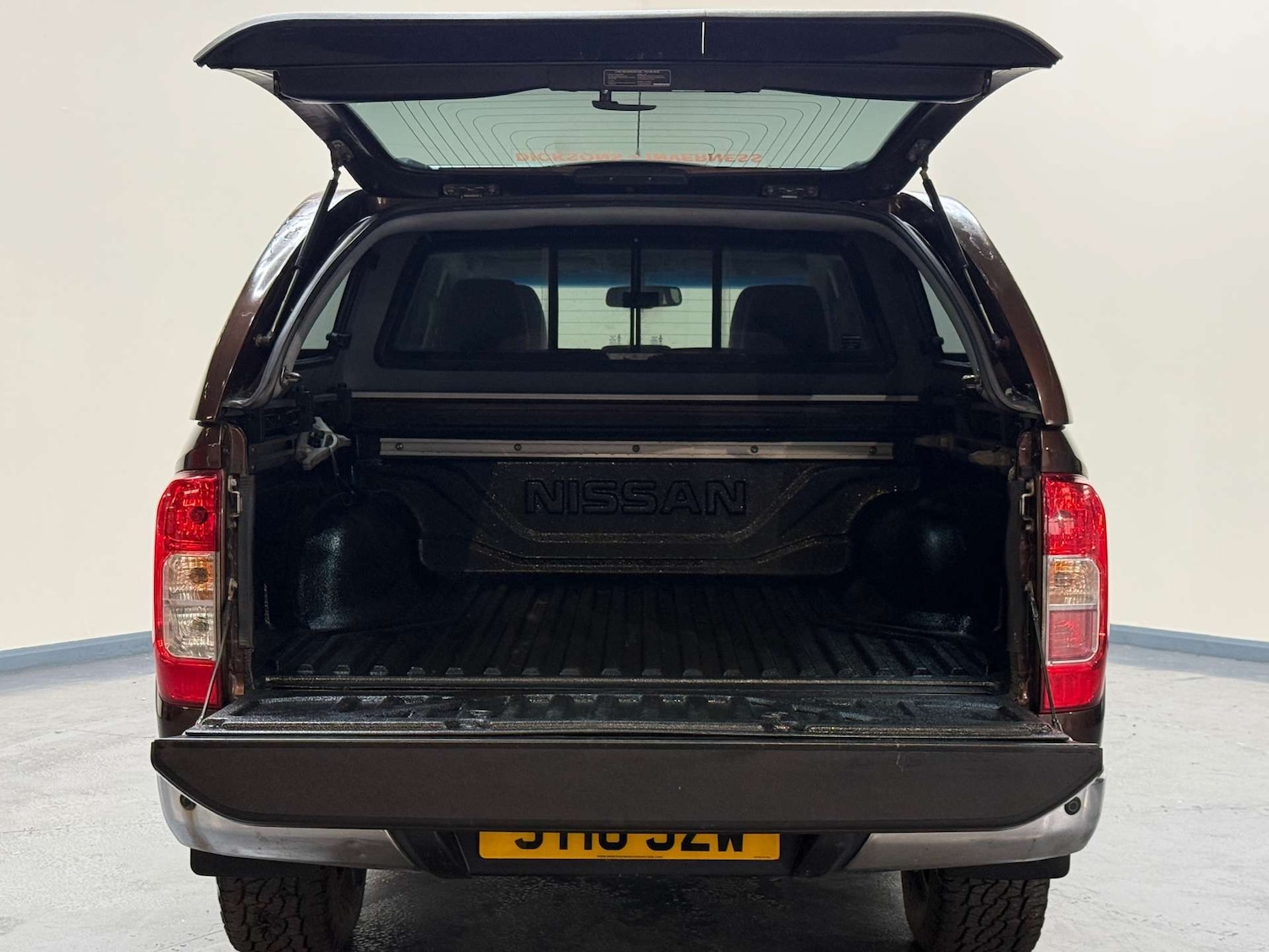 Used Nissan Navara 2016 for sale - 77996956: Photo 10