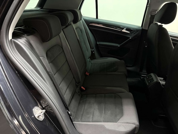 Used Volkswagen Golf 2019 for sale - 76181032: Photo 30