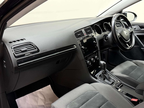 Used Volkswagen Golf 2019 for sale - 76181032: Photo 36