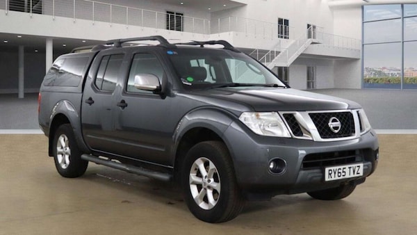 Used Nissan Navara 2015 for sale - 76181034: Photo 1
