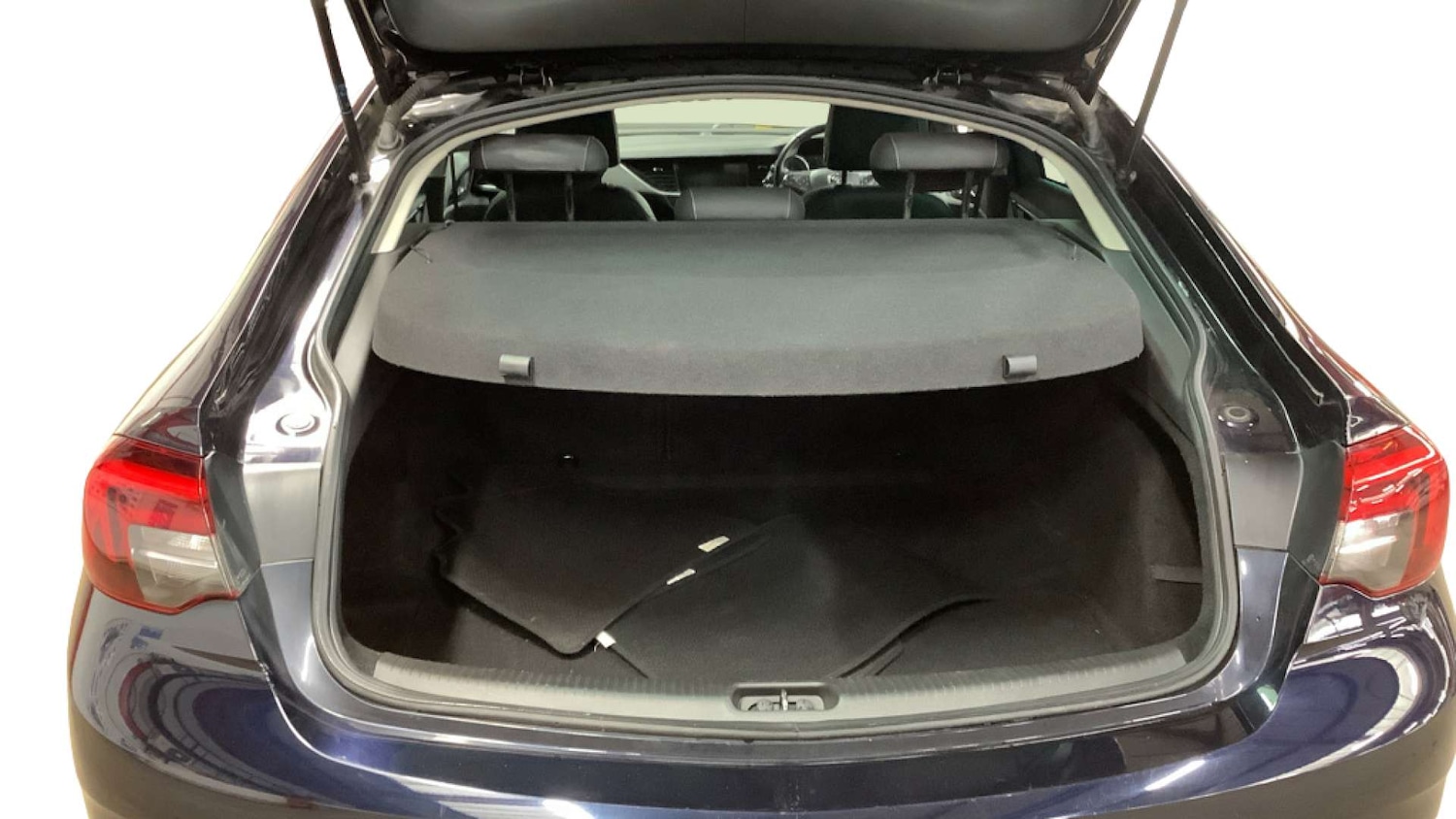 Used Vauxhall Insignia 2017 for sale - 76737886: Photo 4