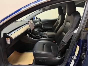 Used Tesla Model 3 2019 for sale - 79457975: Photo