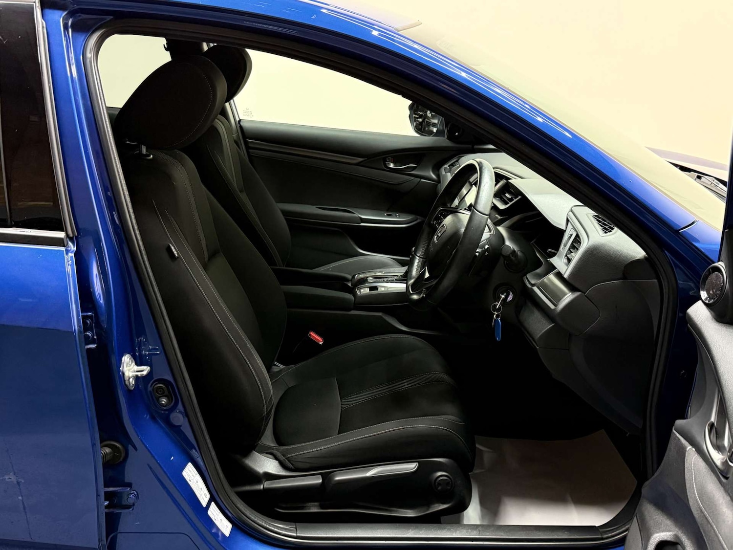 Used Honda Civic 2018 for sale - 77380630: Photo 14