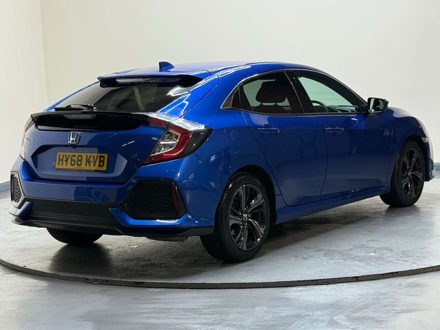 Used Honda Civic 2018 for sale - 77380630: Photo 29