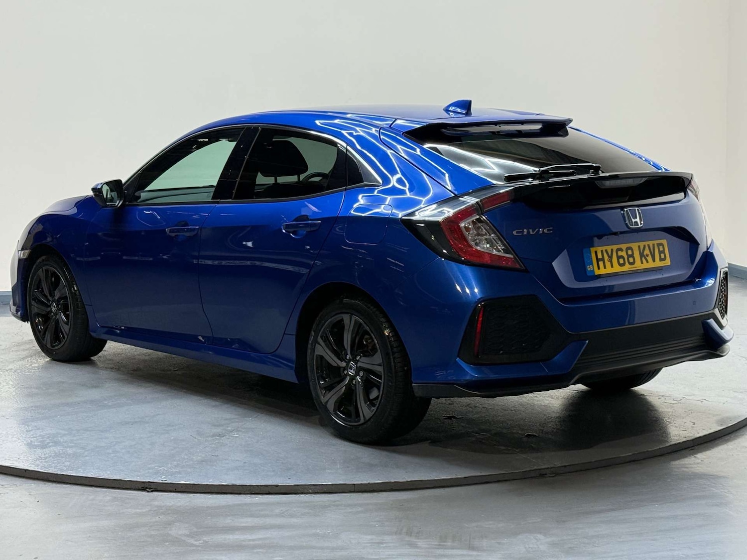 Used Honda Civic 2018 for sale - 77380630: Photo 31