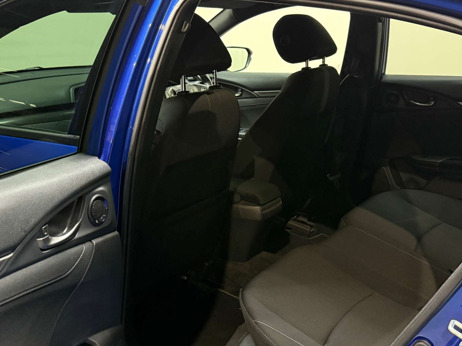 Used Honda Civic 2018 for sale - 77380630: Photo 36