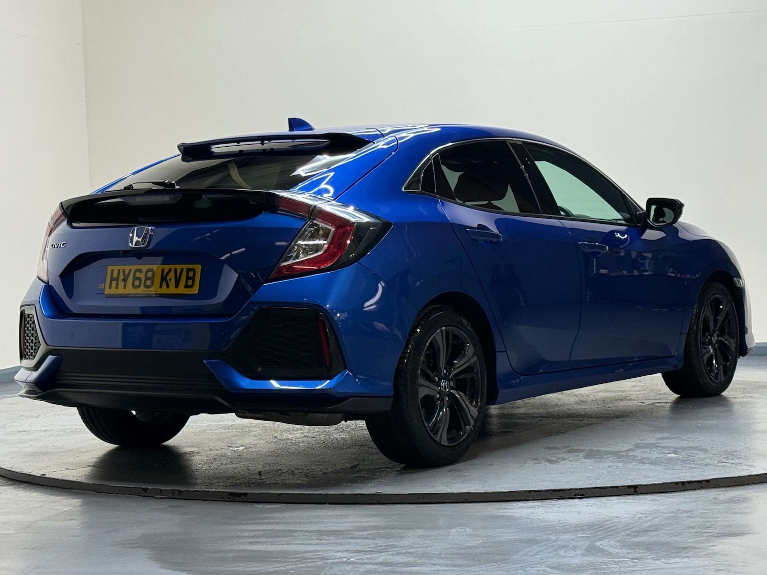 Used Honda Civic 2018 for sale - 77380630: Photo 42