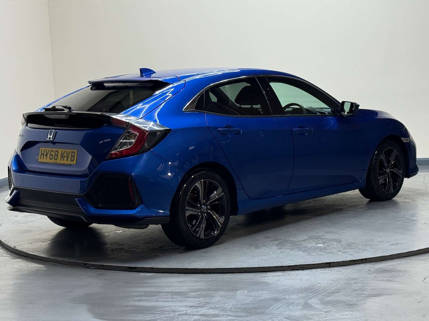 Used Honda Civic 2018 for sale - 77380630: Photo 48