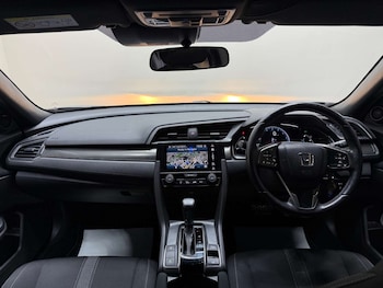 Used Honda Civic 2018 for sale - 77380630: Photo