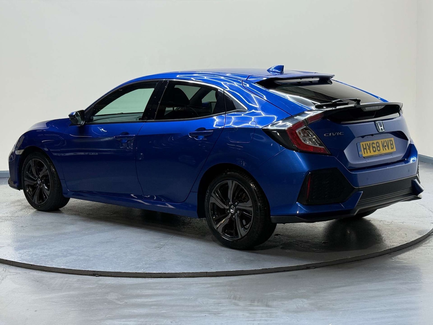 Used Honda Civic 2018 for sale - 77380630: Photo 50