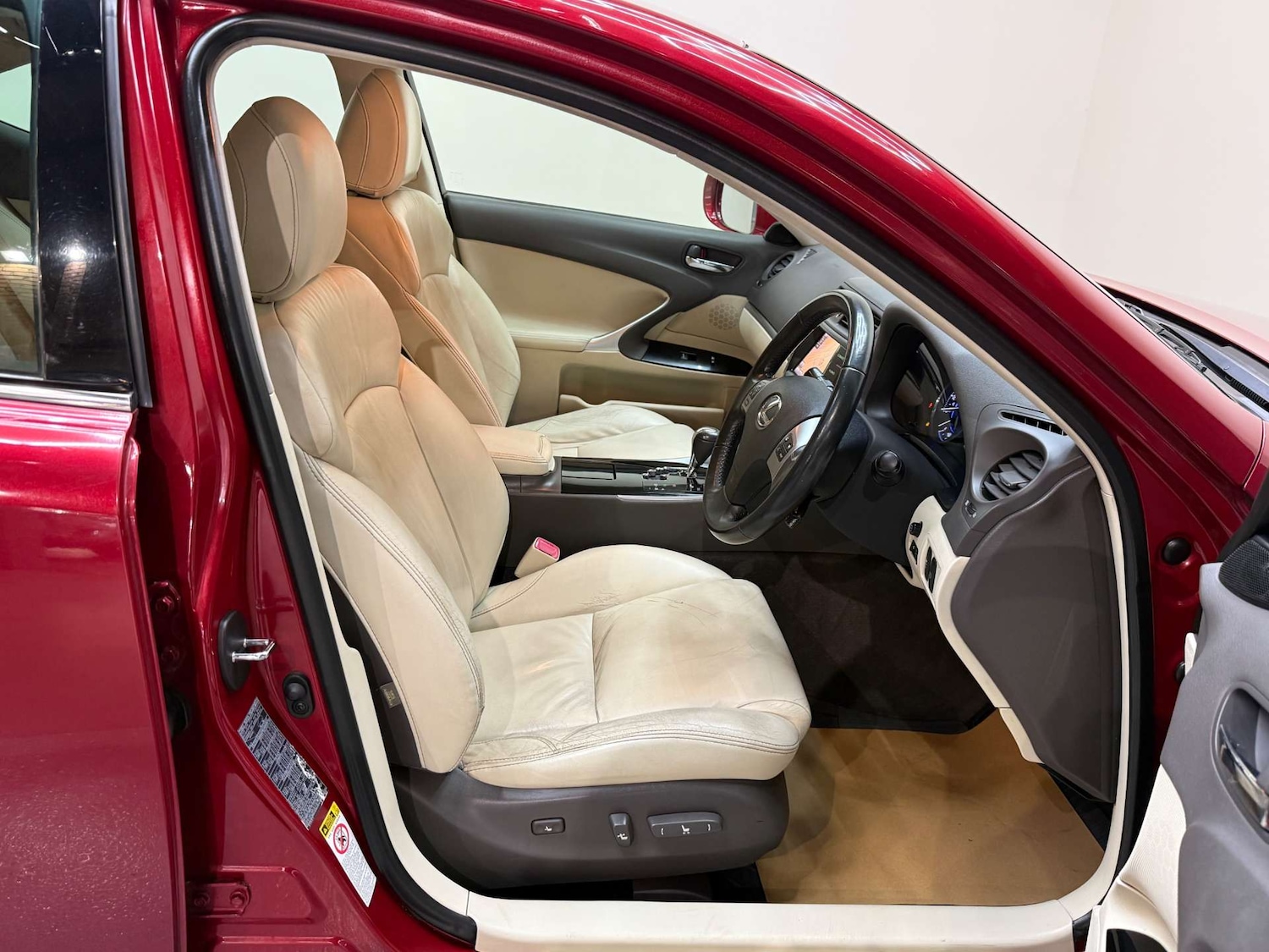 Used Lexus IS 2011 for sale - 77531883: Photo 14