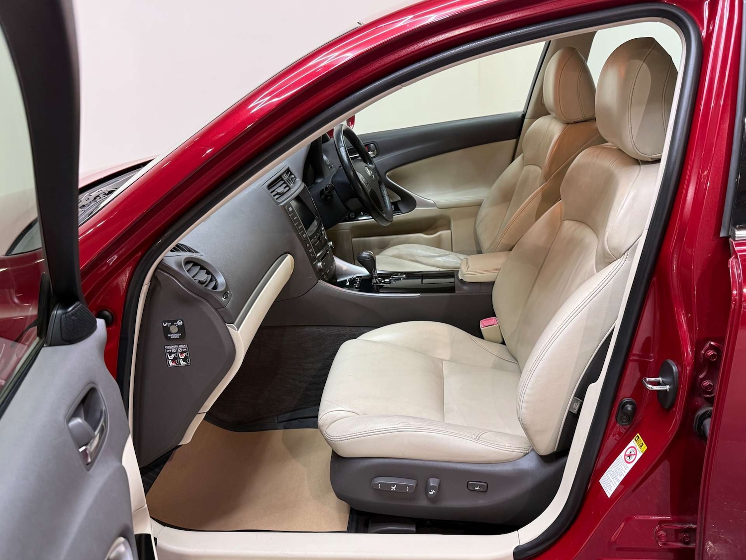 Used Lexus IS 2011 for sale - 77531883: Photo 34