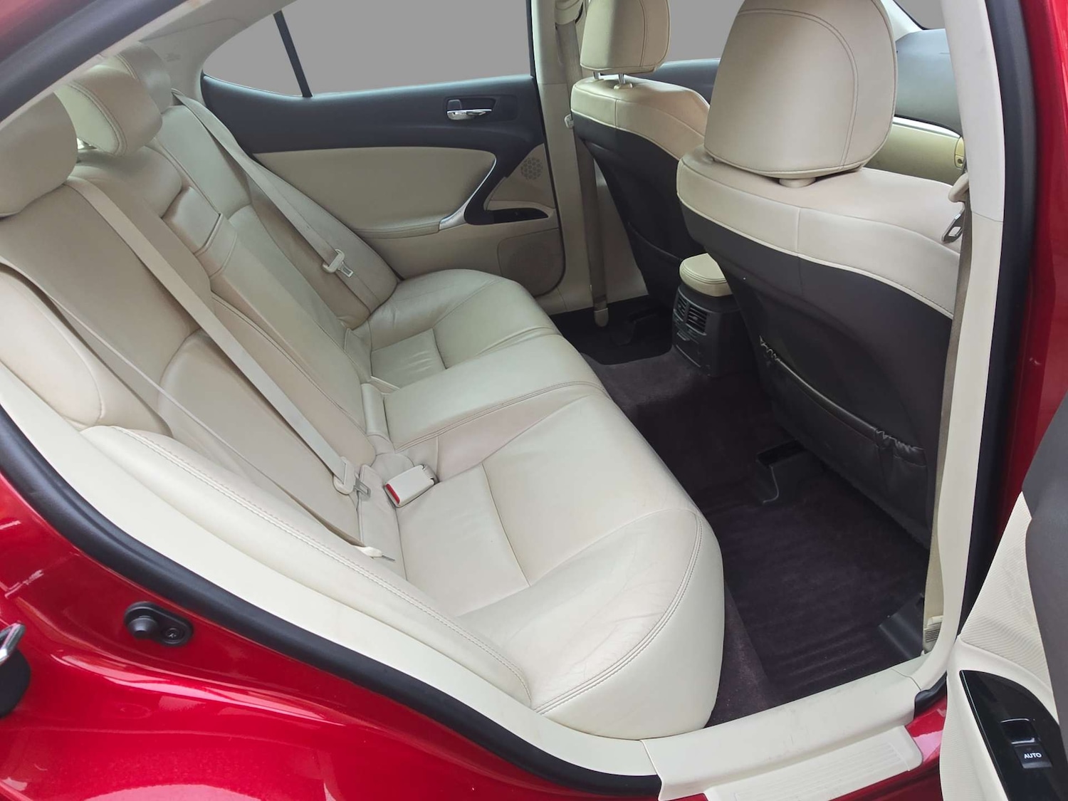 Used Lexus IS 2011 for sale - 77531883: Photo 9