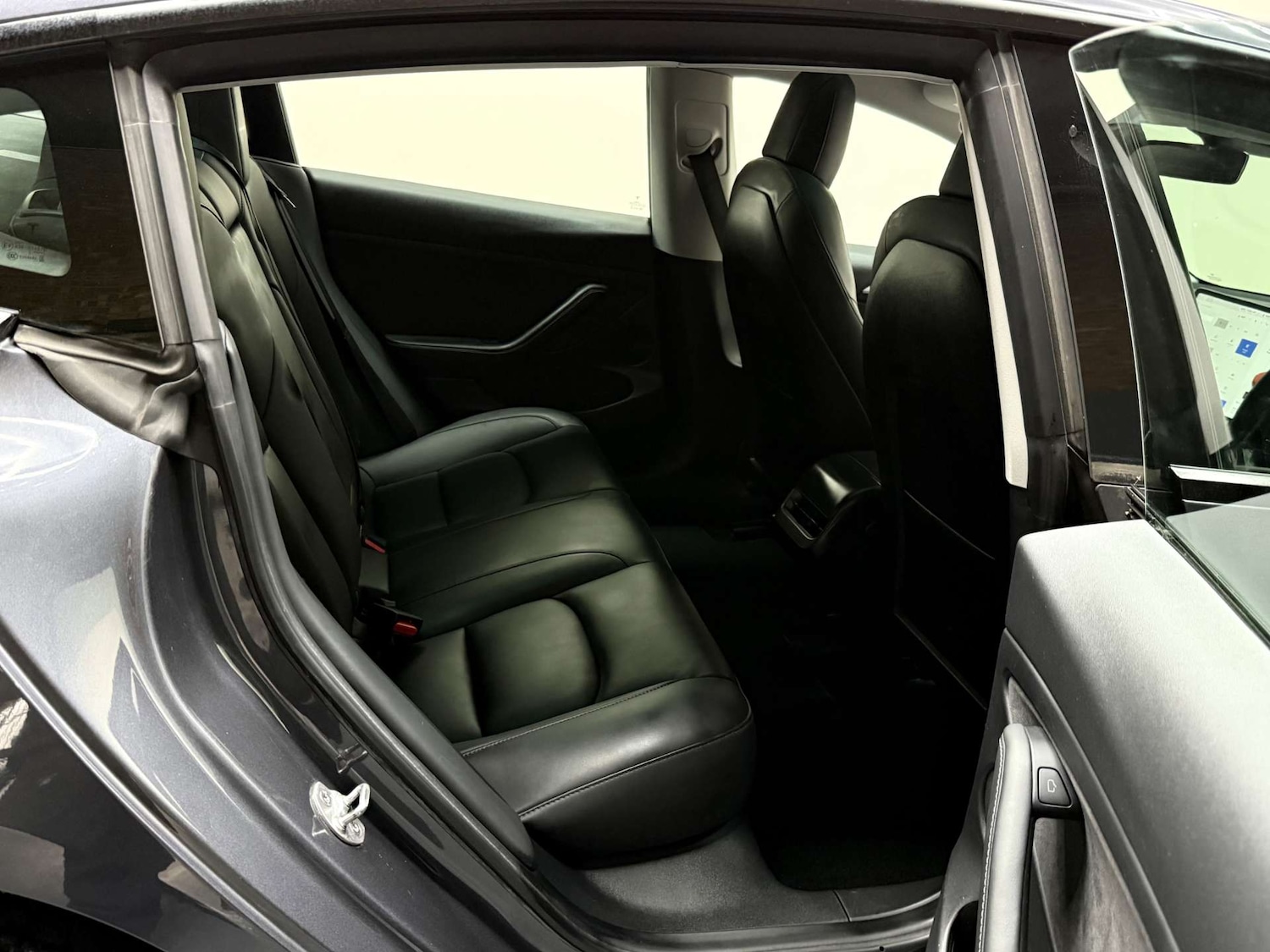 Used Tesla Model 3 2021 for sale - 76393353: Photo 24