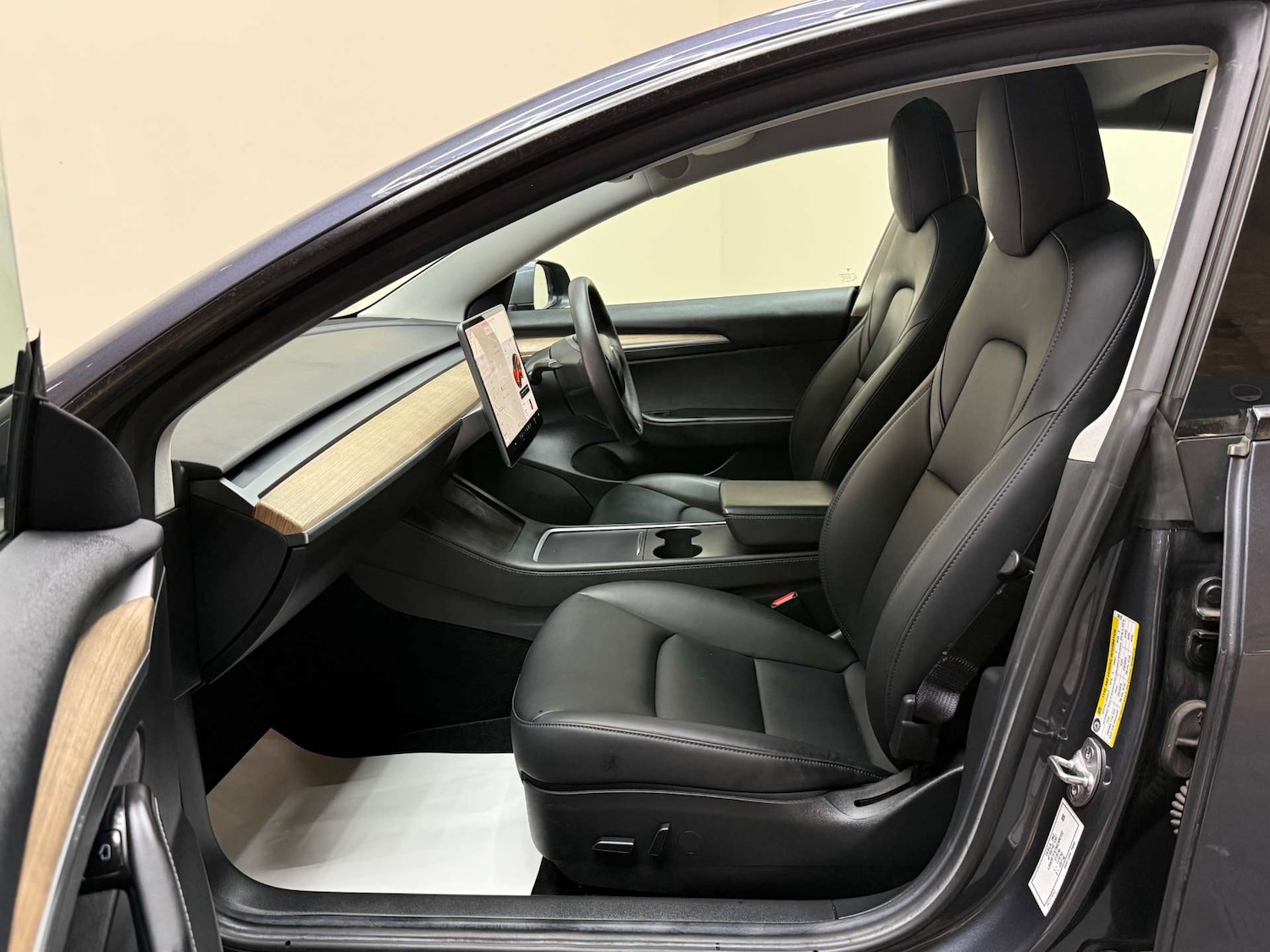 Used Tesla Model 3 2021 for sale - 76393353: Photo 30