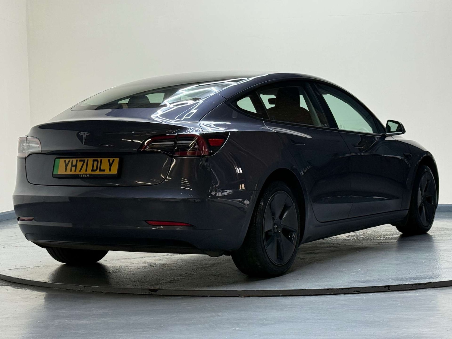 Used Tesla Model 3 2021 for sale - 76393353: Photo 45