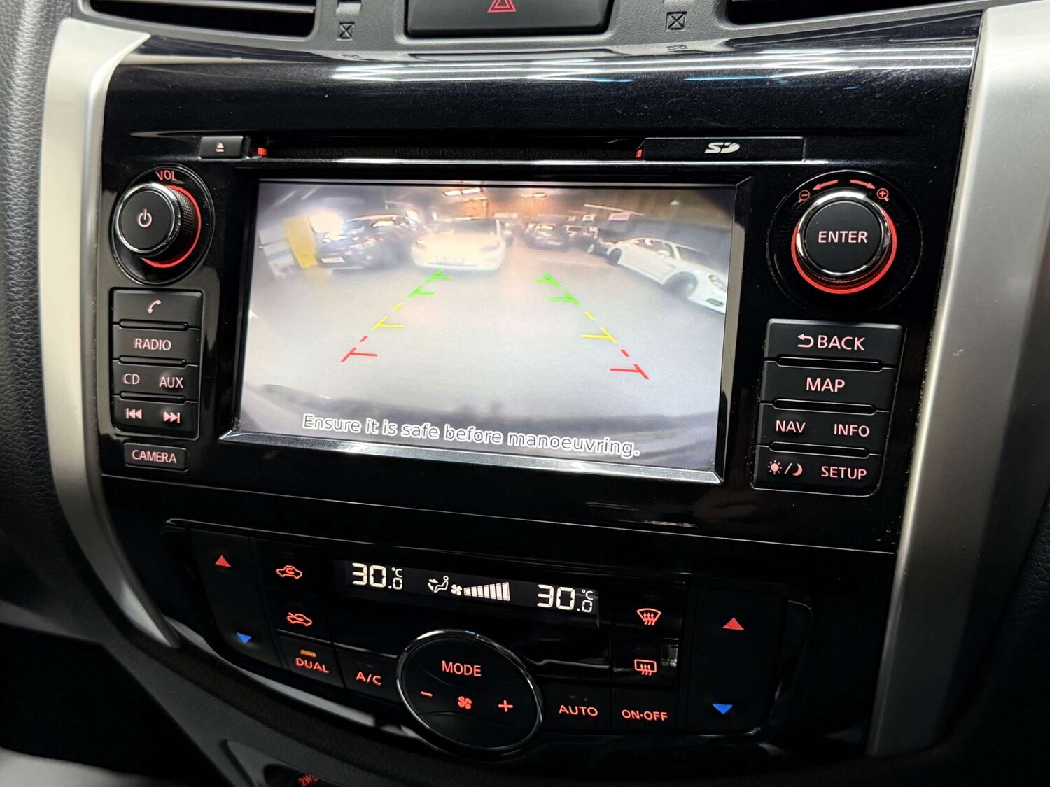 Used Nissan Navara 2016 for sale - 76343746: Photo 23