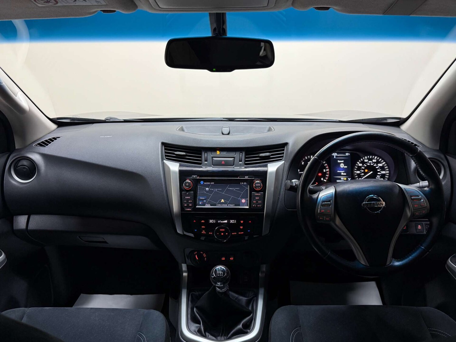 Used Nissan Navara 2016 for sale - 76343746: Photo 63