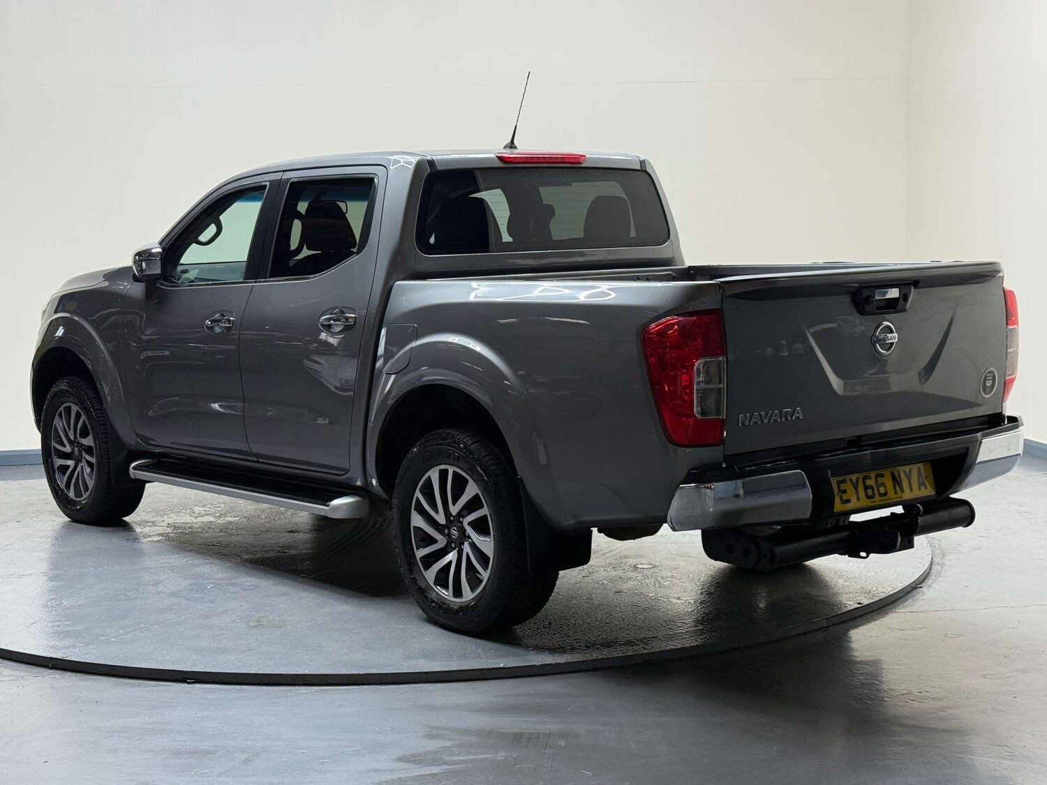 Used Nissan Navara 2016 for sale - 76343746: Photo 7