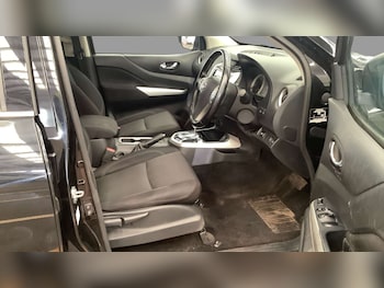 Used Nissan Navara 2021 for sale - 78408182: Photo