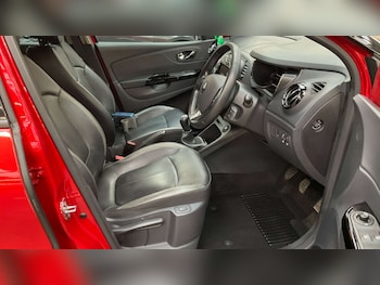 Used Renault Captur 2015 for sale - 78330571: Photo